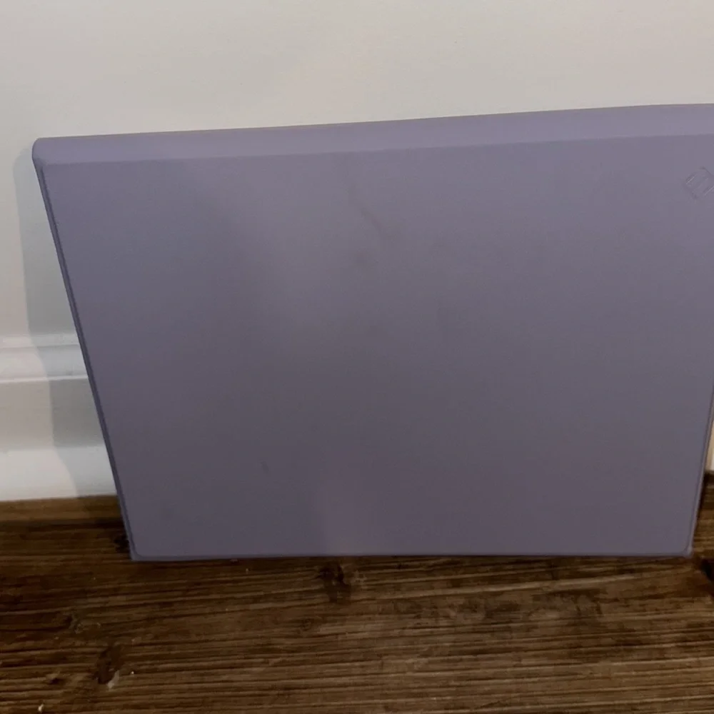 Used iPad 5th Generation Cover 10.9 inches